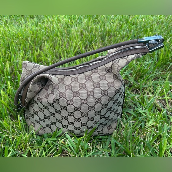 Gucci Tan and Brown Monogram Shoulder Bag - Picture 1 of 15